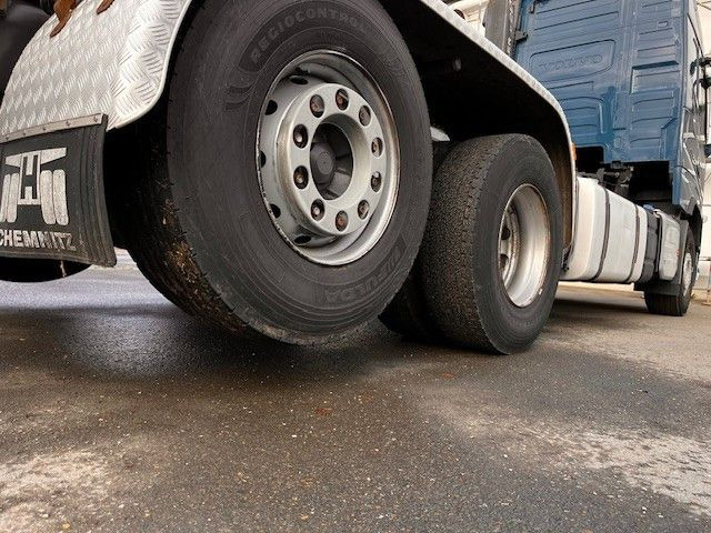 Hook lift truck Volvo FH 460 Globetrotter Meiller Abrollkipper