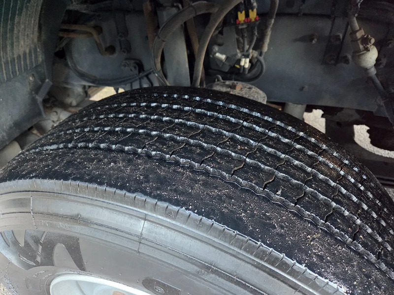 Hook lift truck Volvo FH 470 VDL hooklift