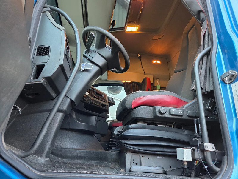 Hook lift truck Volvo FH 470 VDL hooklift