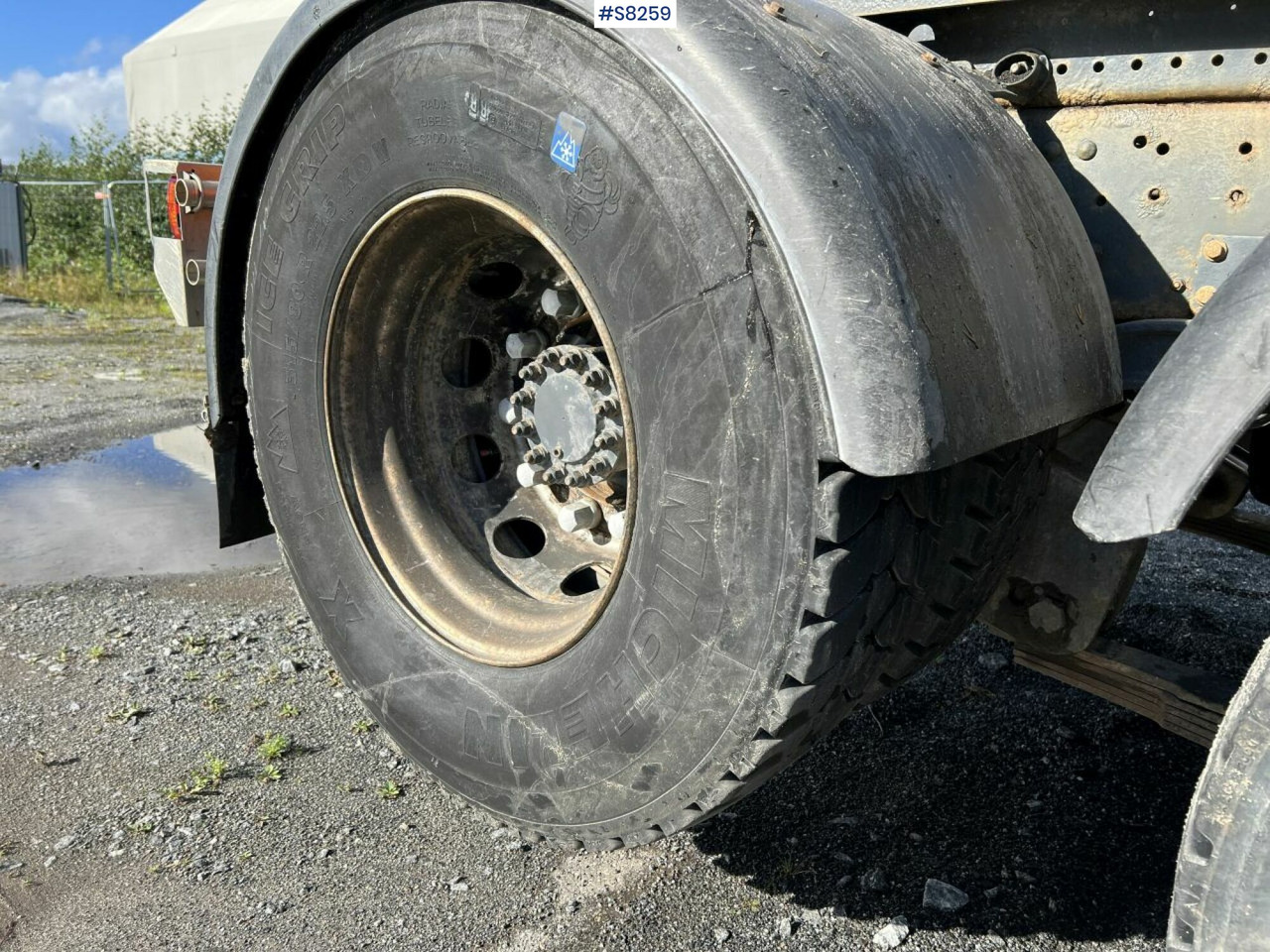 Hook lift truck Volvo FH 480 Hook Truck, see video