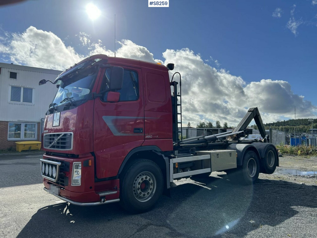 Hook lift truck Volvo FH 480 Hook Truck, see video