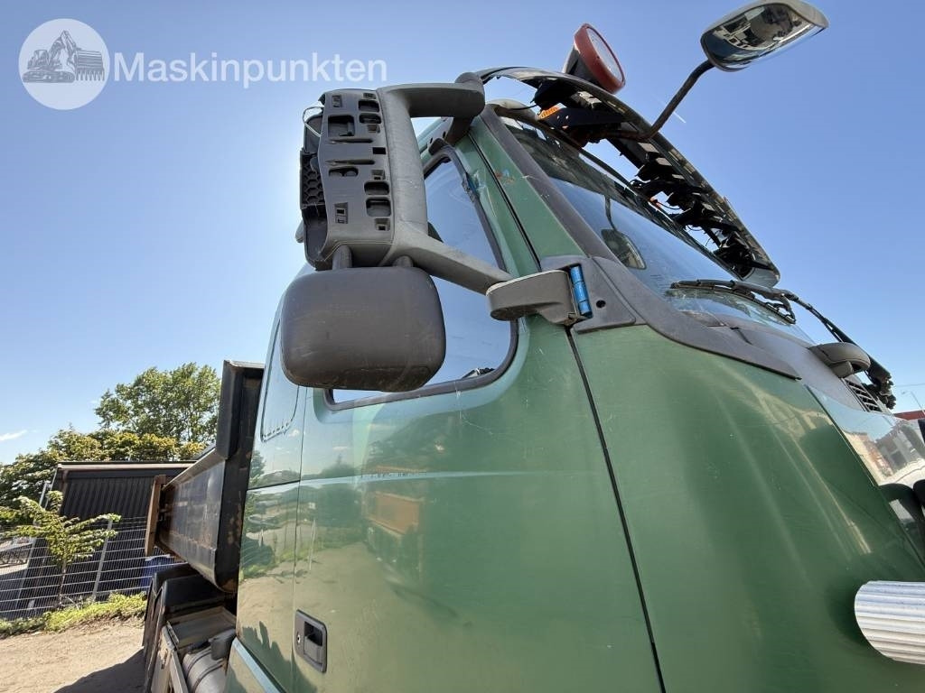 Hook lift truck Volvo FH 520