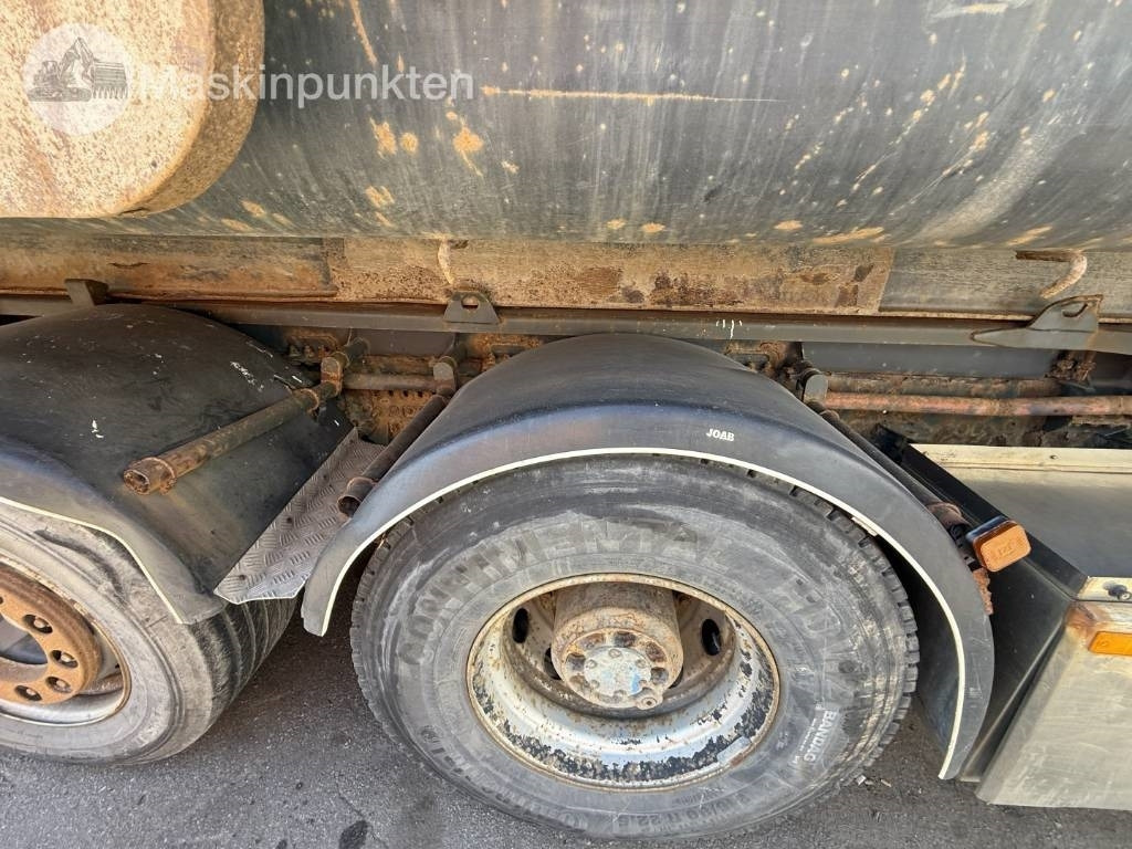 Hook lift truck Volvo FH 520