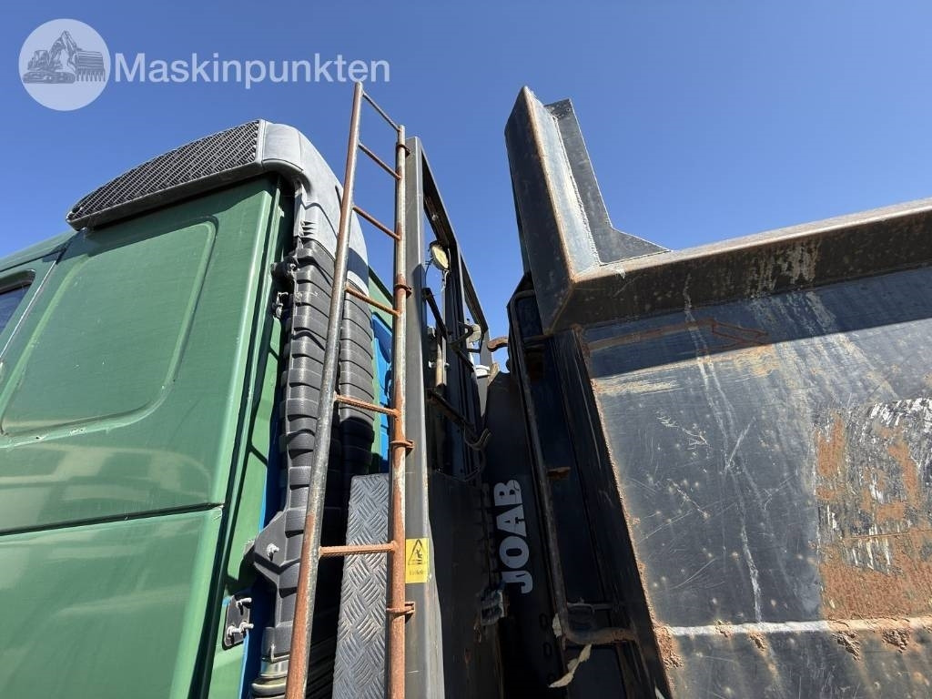 Hook lift truck Volvo FH 520