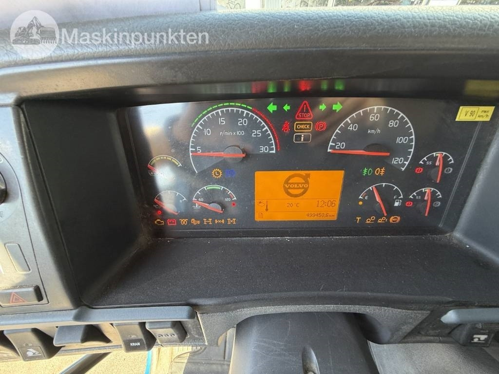 Hook lift truck Volvo FH 520