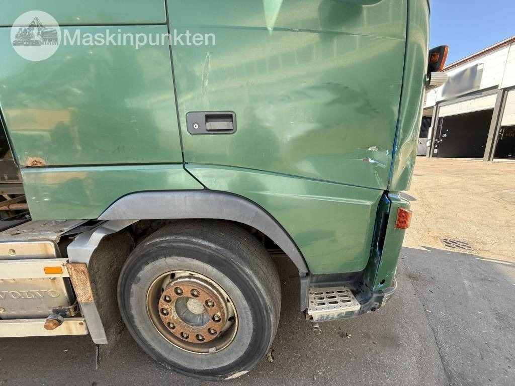 Hook lift truck Volvo FH 520