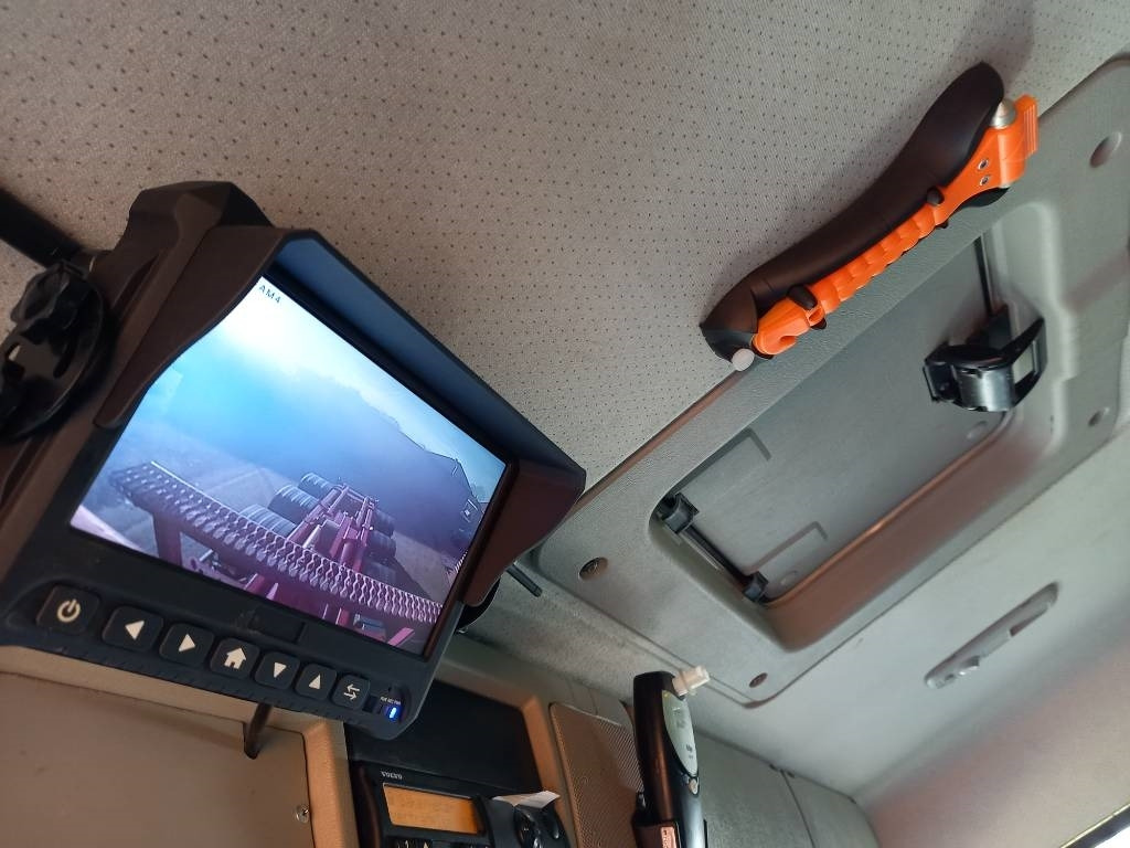 Hook lift truck Volvo FH 520, 8x4, MULTILIFT