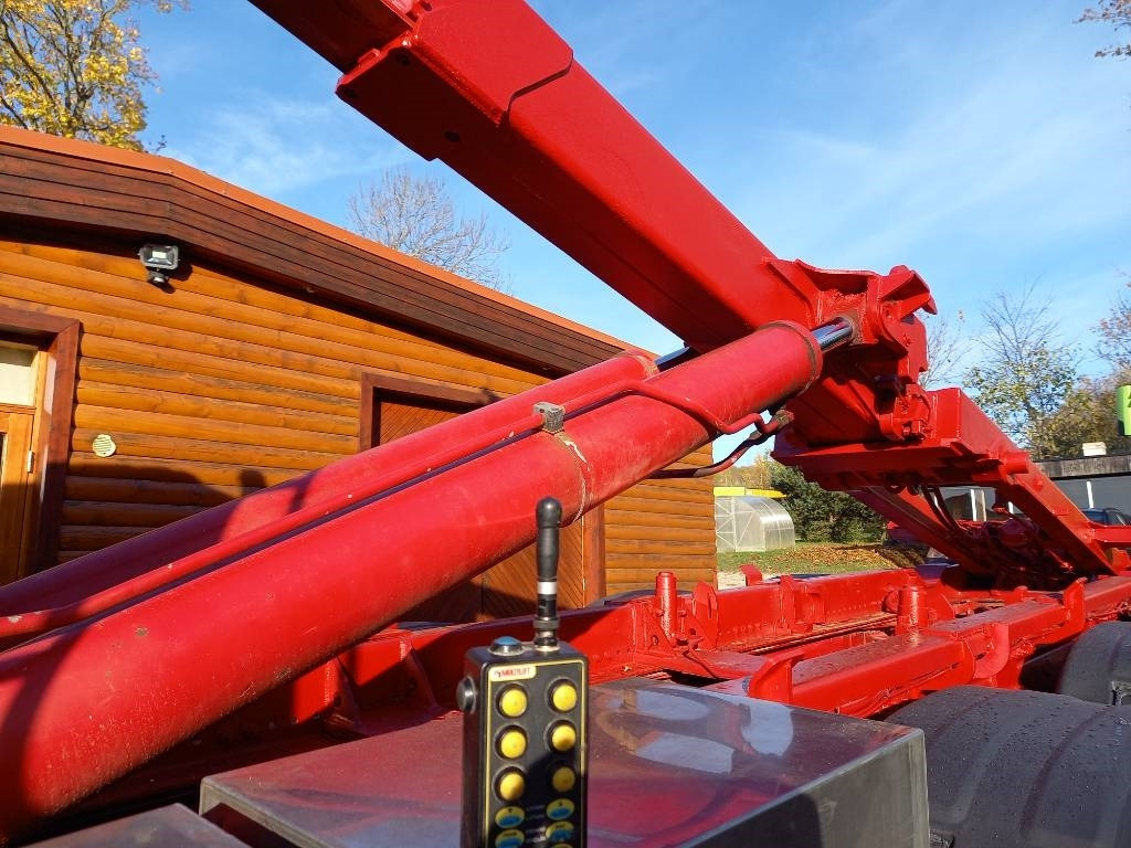 Hook lift truck Volvo FH 520, 8x4, MULTILIFT