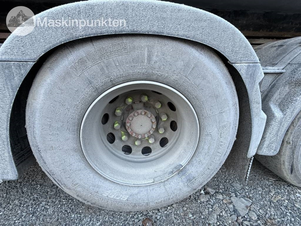 Hook lift truck Volvo FH 8*4 Tridem lastväxlare