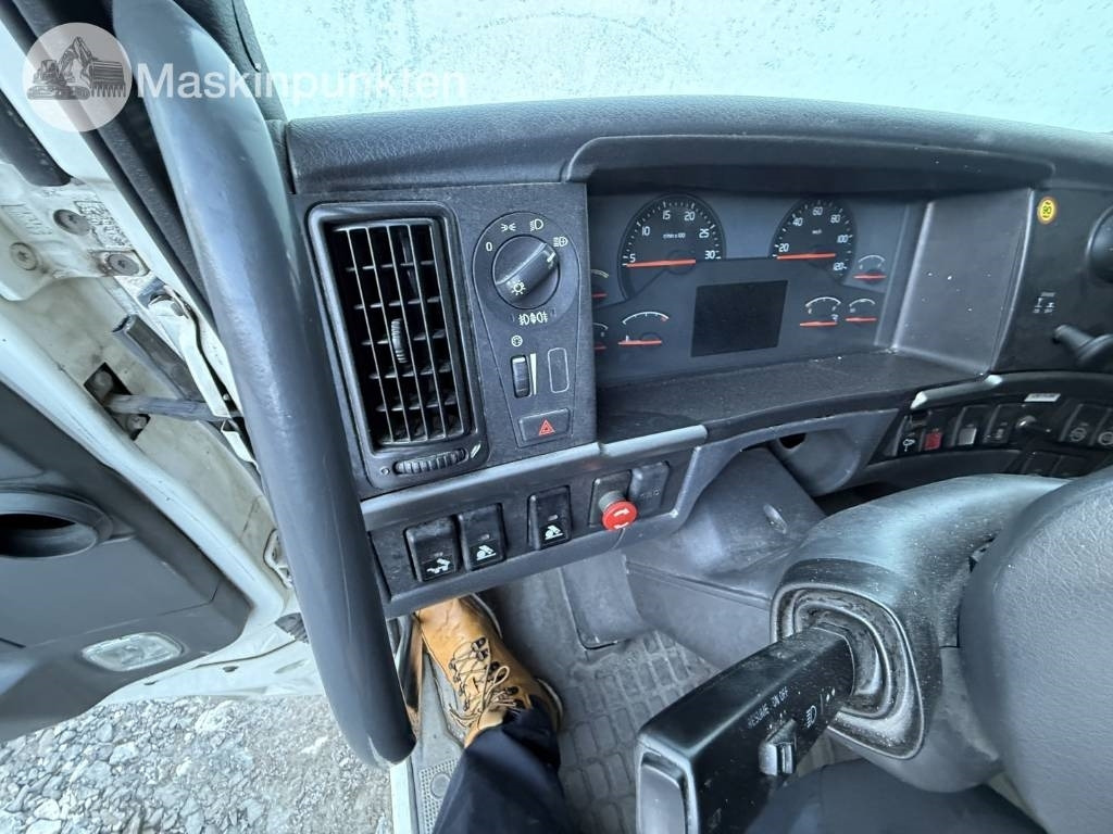 Hook lift truck Volvo FH 8*4 Tridem lastväxlare