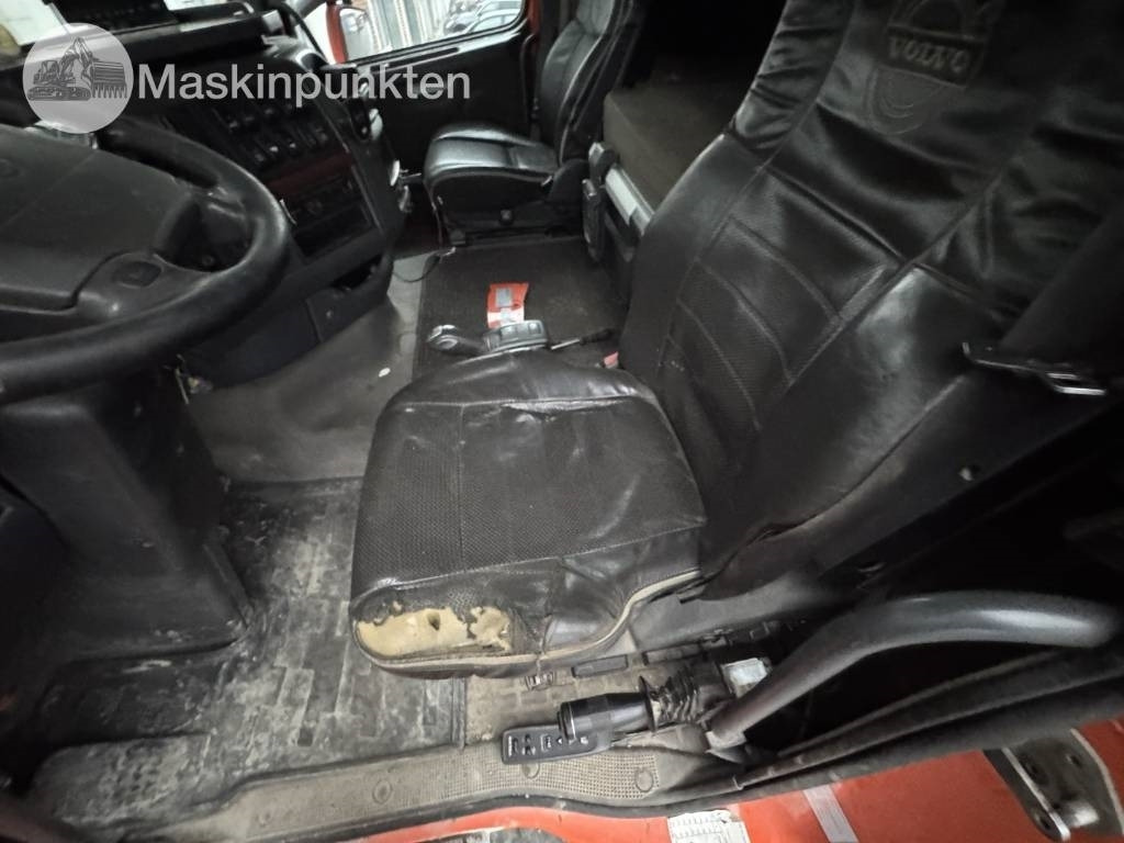 Hook lift truck Volvo FH 8*4 Tridem lastväxlare