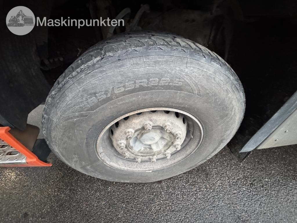 Hook lift truck Volvo FH 8*4 Tridem lastväxlare