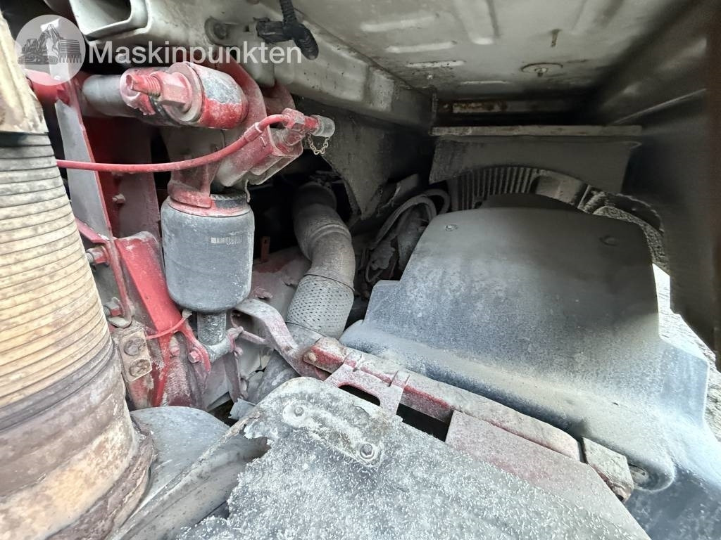 Hook lift truck Volvo FH 8*4 Tridem lastväxlare