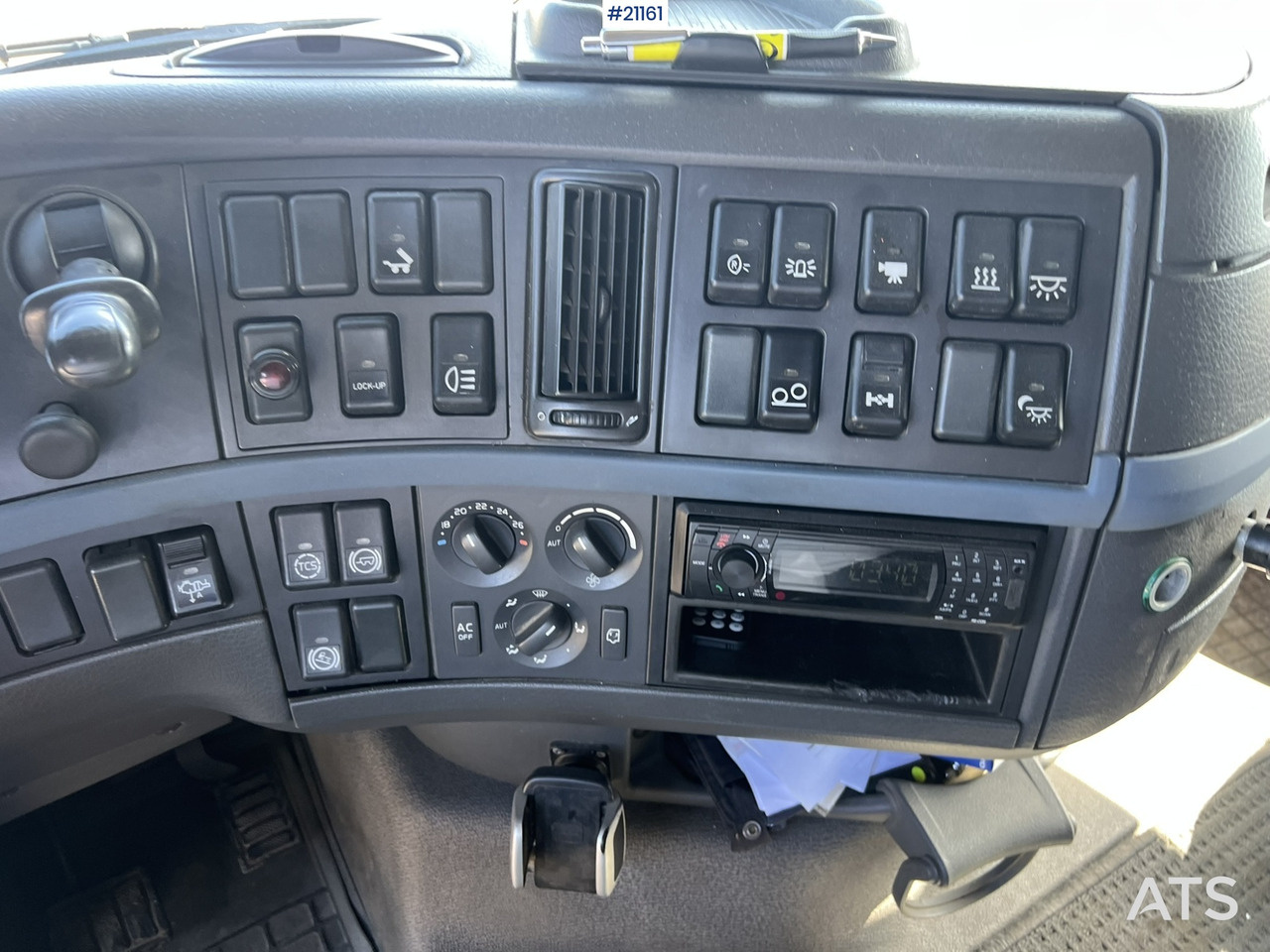 Hook lift truck Volvo FH Krokbil m/ knekk SE VIDEO