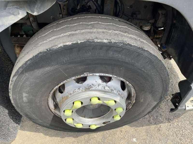 Hook lift truck Volvo FM12 - 340