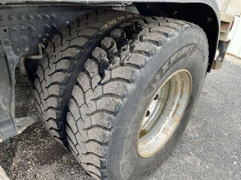 Hook lift truck Volvo FM12 - 340