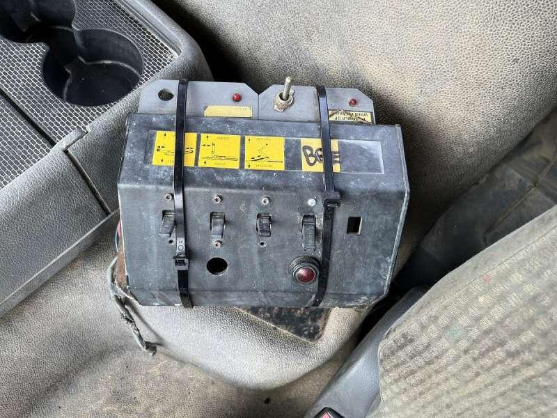 Hook lift truck Volvo FM12 - 340