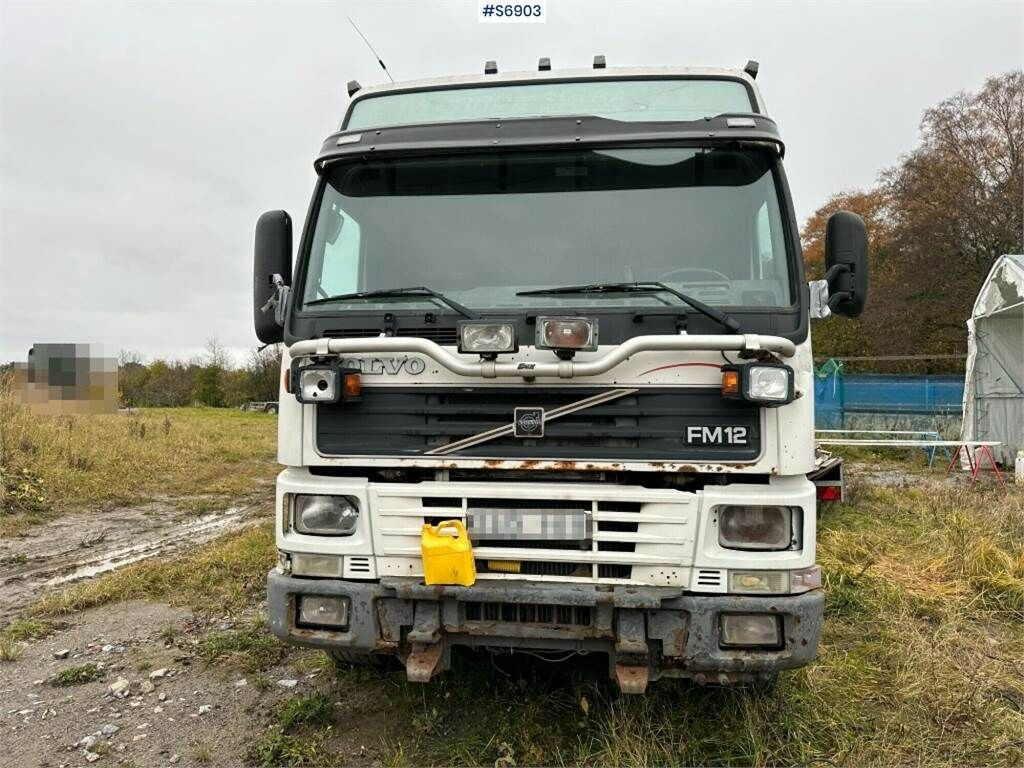 Hook lift truck Volvo FM12 Hook truck with flatbed