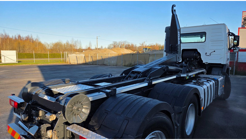 Hook lift truck Volvo FM410 6X2*4