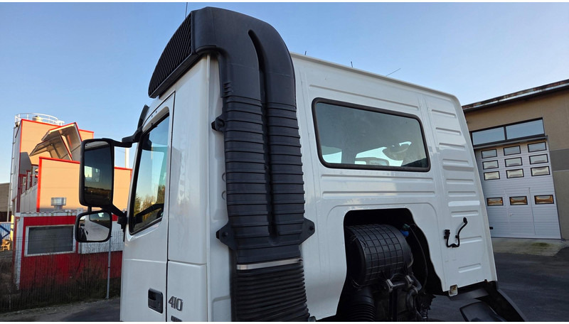 Hook lift truck Volvo FM410 6X2*4