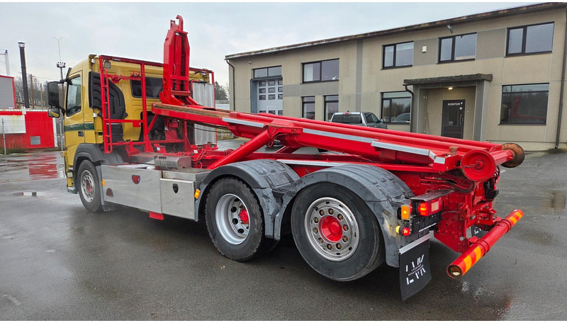 Hook lift truck Volvo FM420 6X2*4