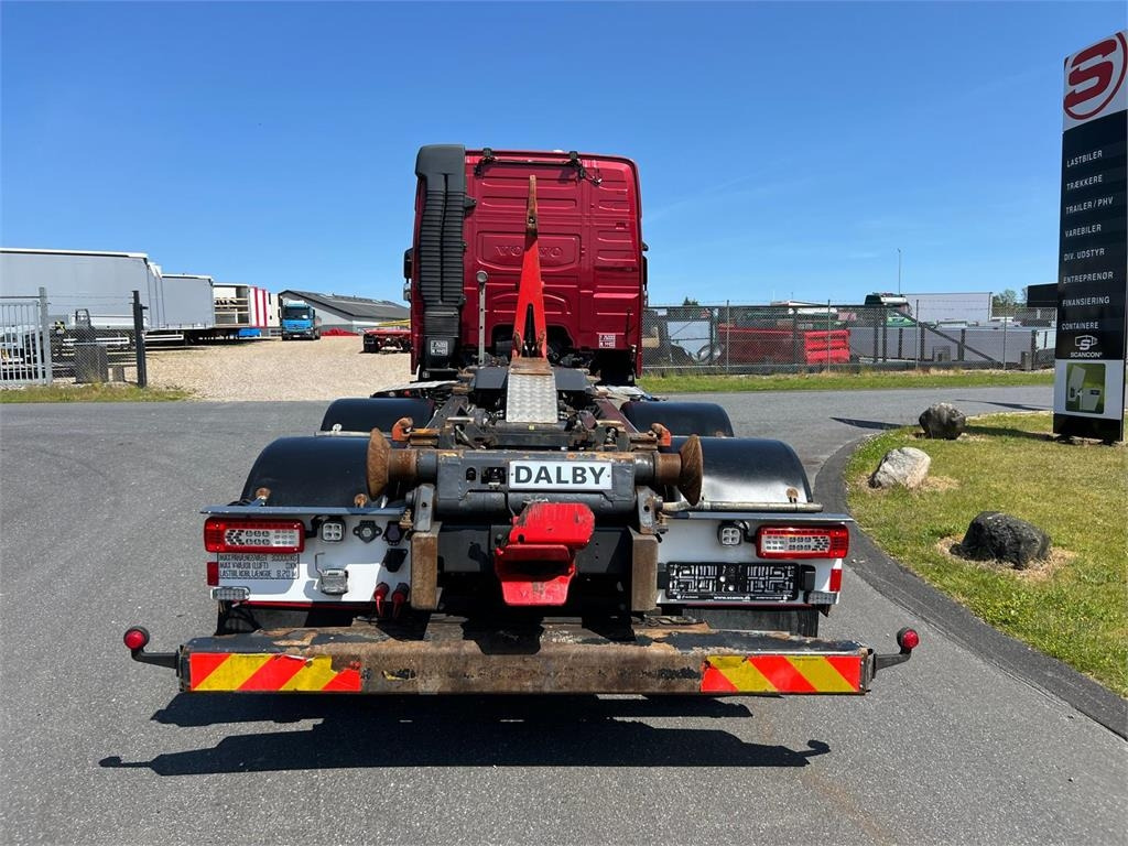 Hook lift truck Volvo FM430
