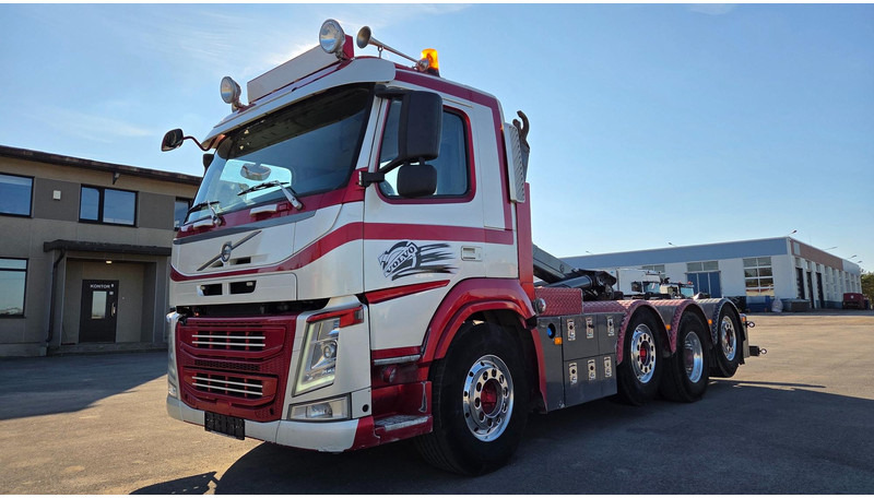 Hook lift truck Volvo FM460 8X2*6