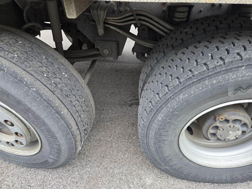 Hook lift truck Volvo FMX460 4X4-2 MULTILIFT