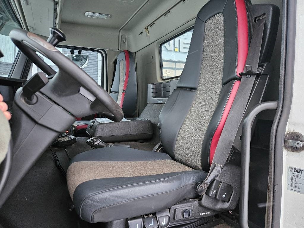 Hook lift truck Volvo FMX 410 Mulitilft taittokoukku