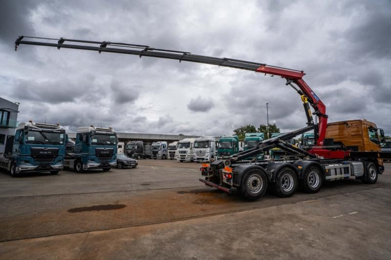 Hook lift truck Volvo FMX 430-8x4+HMF 2820/6xhydr.