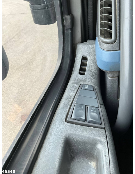 Hook lift truck Volvo FM 340 6x4 Fassi 19 Tonmeter laadkraan