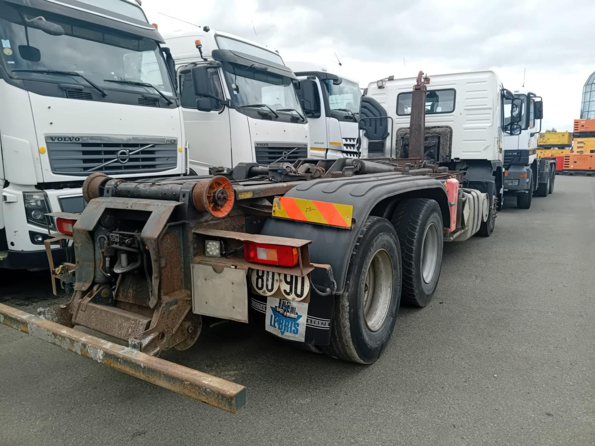 Hook lift truck Volvo FM 400