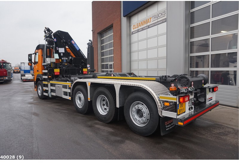Hook lift truck Volvo FM 420 8x2 HMF 28 ton/meter laadkraan