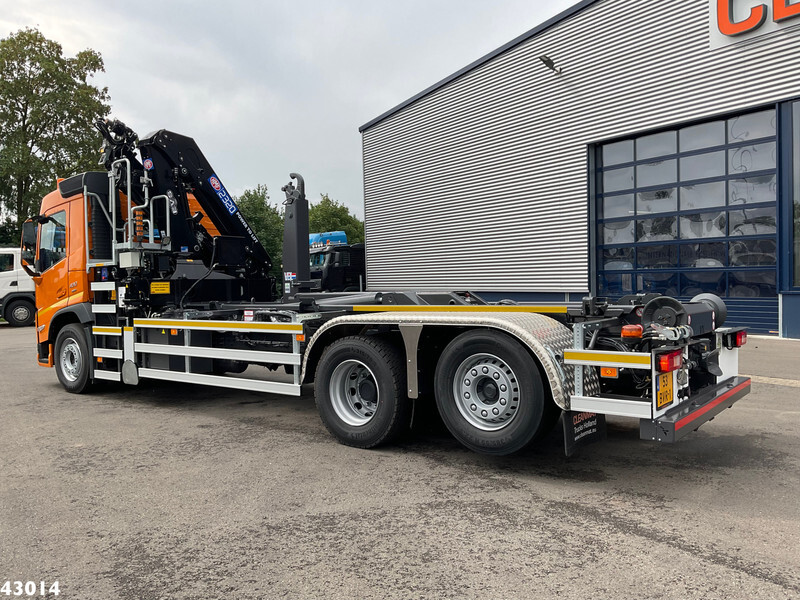 Hook lift truck Volvo FM 430 HMF 23 Tonmeter laadkraan