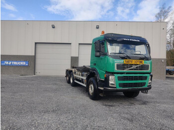 Volvo FM 440 6X6 SYSTEME CONTENEUR - hook lift truck
