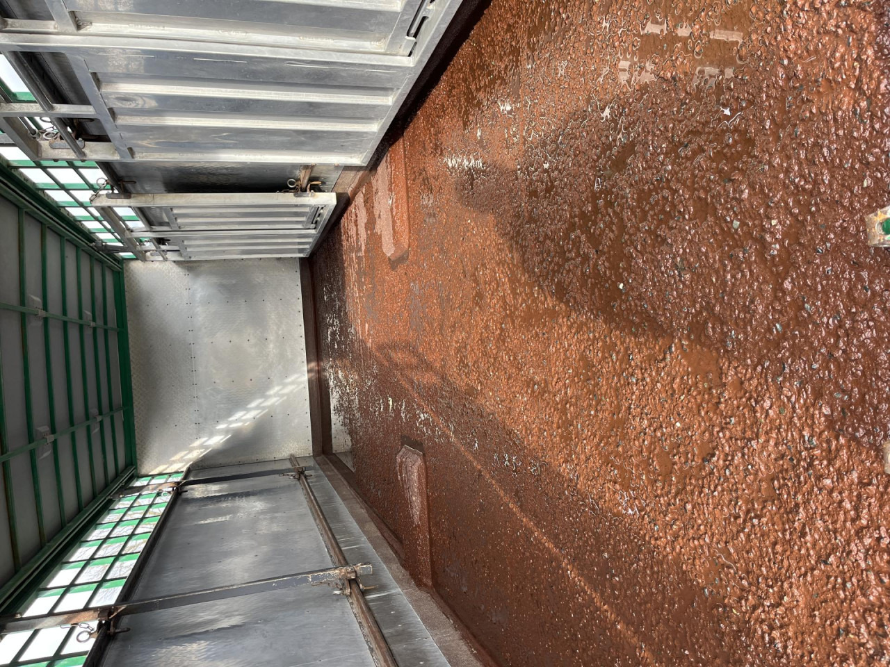 Horse truck DAF CF410