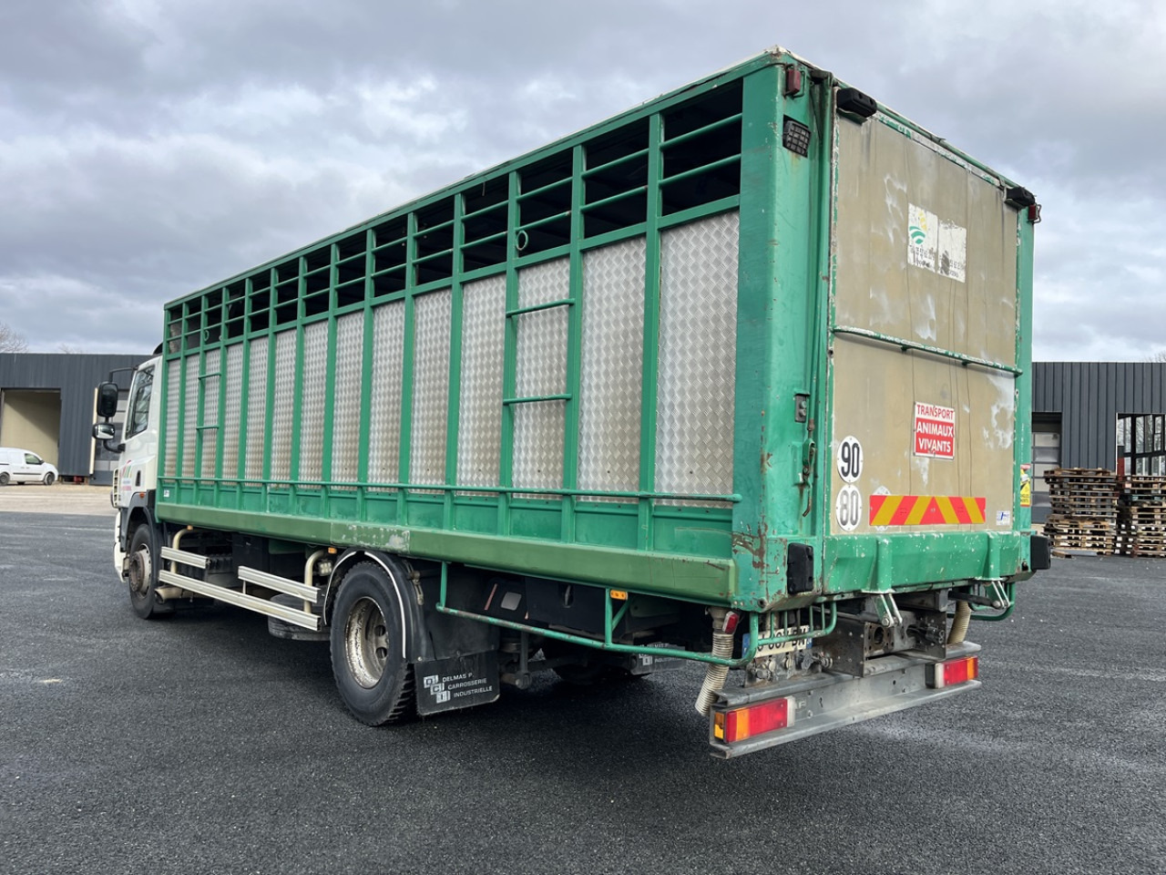 Horse truck DAF CF410