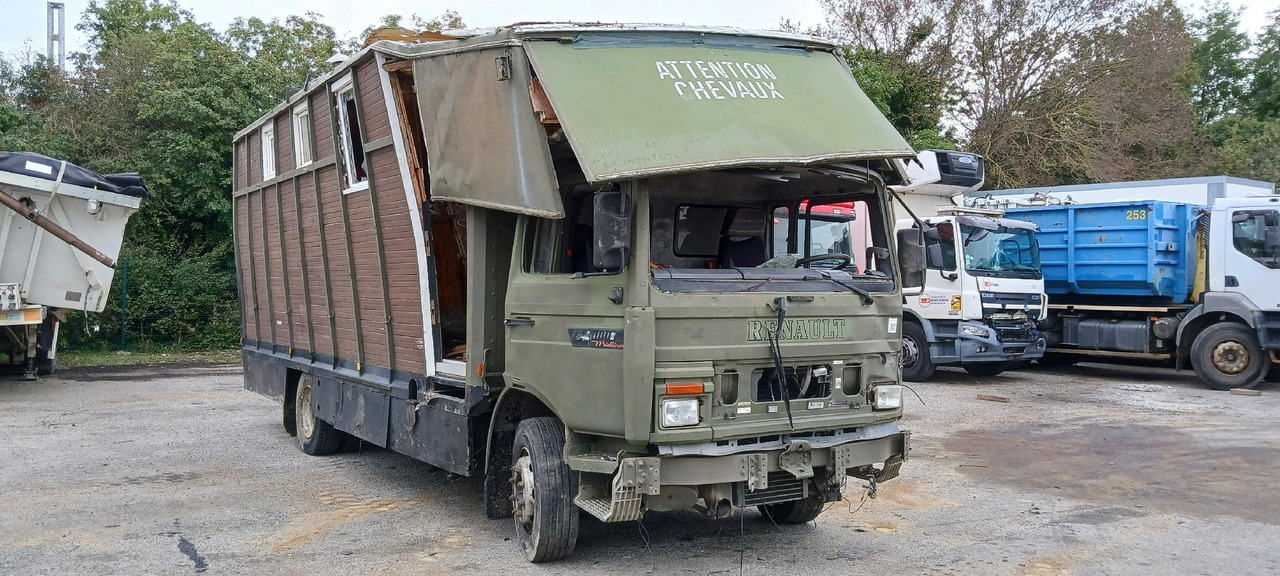 Horse truck RENAULT M180 PORTEUR BETAILLERE