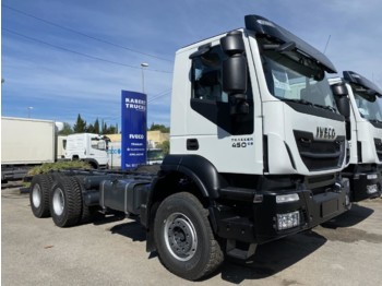 Cab chassis truck IVECO AD380T45 Trakker 6x4 E6 (Chassis Cab): picture 1