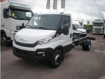 New Cab chassis truck IVECO Daily 70 C 18: picture 1