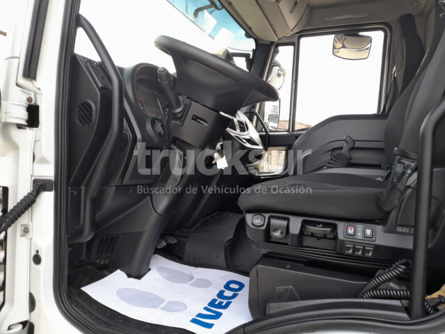 Curtainsider truck IVECO EUROCARGO 140E 250: picture 6