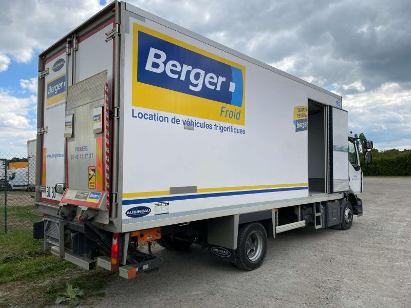 Isothermal truck D 7.5 LOW P4X2 210 FRIGO