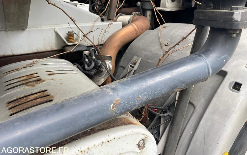 Truck Iveco 190EL28 19t citerne - 2008 - 640748kms - export only