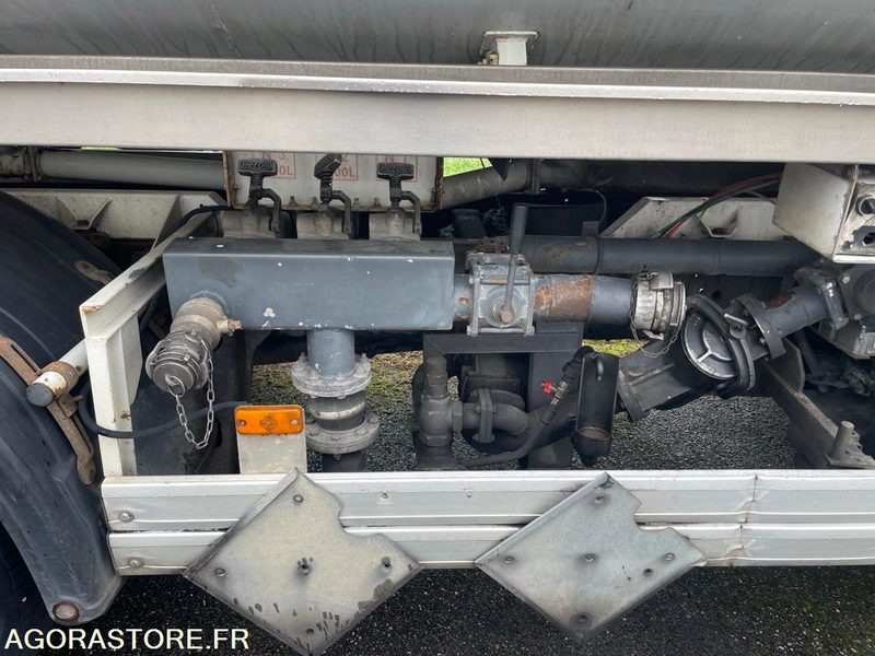 Truck Iveco 190EL28 citerne -2008 - 694531-DX306FL - export only