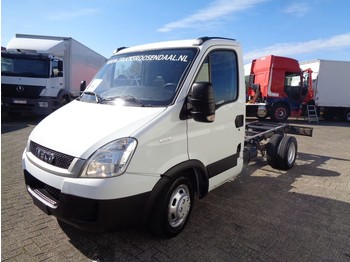 Cab chassis truck Iveco Daily 50C15 + MANUAL: picture 1