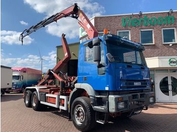 Container transporter/ Swap body truck Iveco MP260E35H 6X4 KRAAN HAAKARM: picture 1