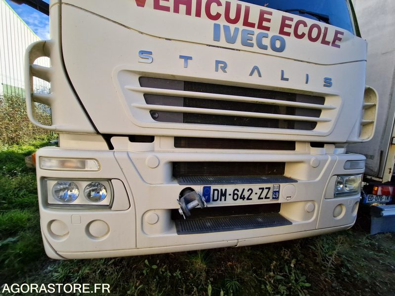 Truck Iveco Stralis 310 - 2007 - 297088 Kms