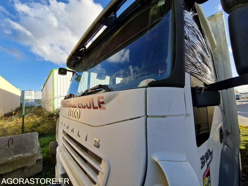 Truck Iveco Stralis 310 - 2007 - 297088 Kms