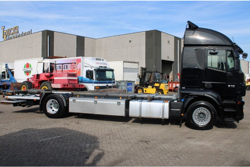 Cab chassis truck Iveco Stralis 310 + Euro 5 + Dhollandia Lift+LOW KLM: picture 6
