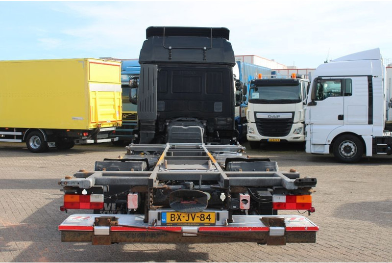 Cab chassis truck Iveco Stralis 310 + Euro 5 + Dhollandia Lift+LOW KLM: picture 8